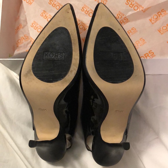 Like New Michael Kors Maya Pumps - Picture 6 of 7
